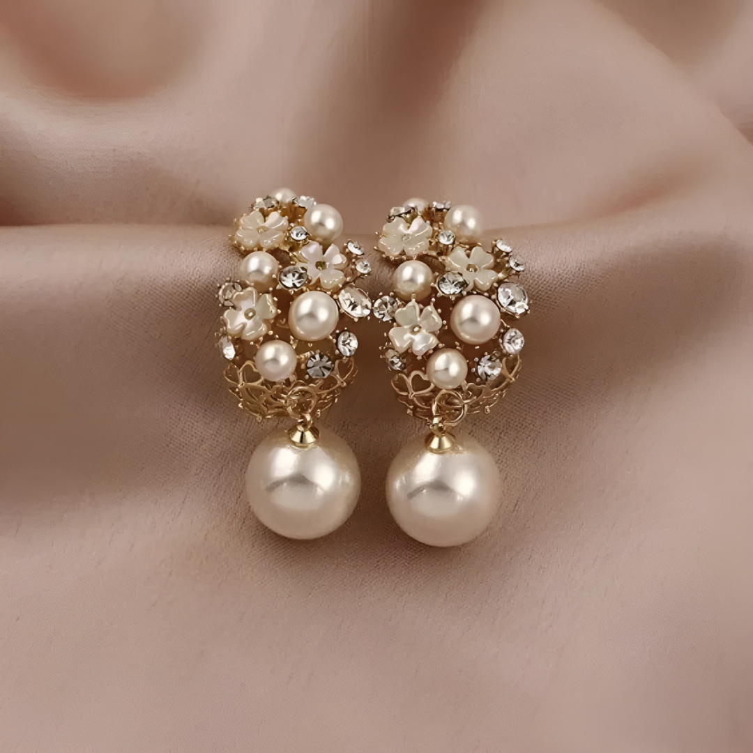 Jovanka - Elegant Flower Earrings With Pearls