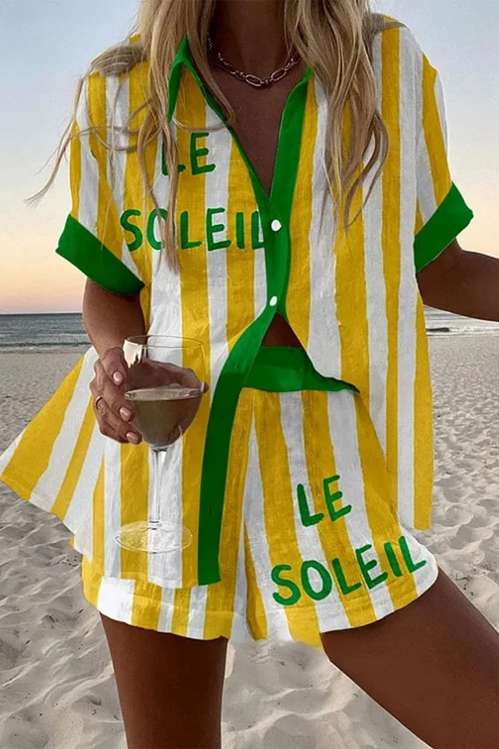 Halora - Short Linen Suit With Yellow Stripes