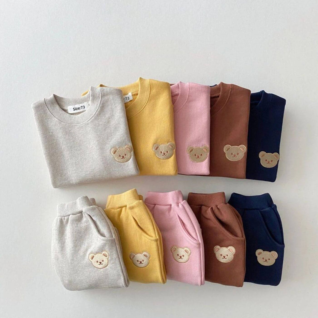 Naiara - Stylish Bear Print Clothes Set