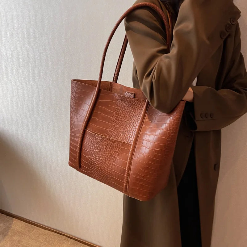 Betina™ - Croc Shoulder Leather Bag
