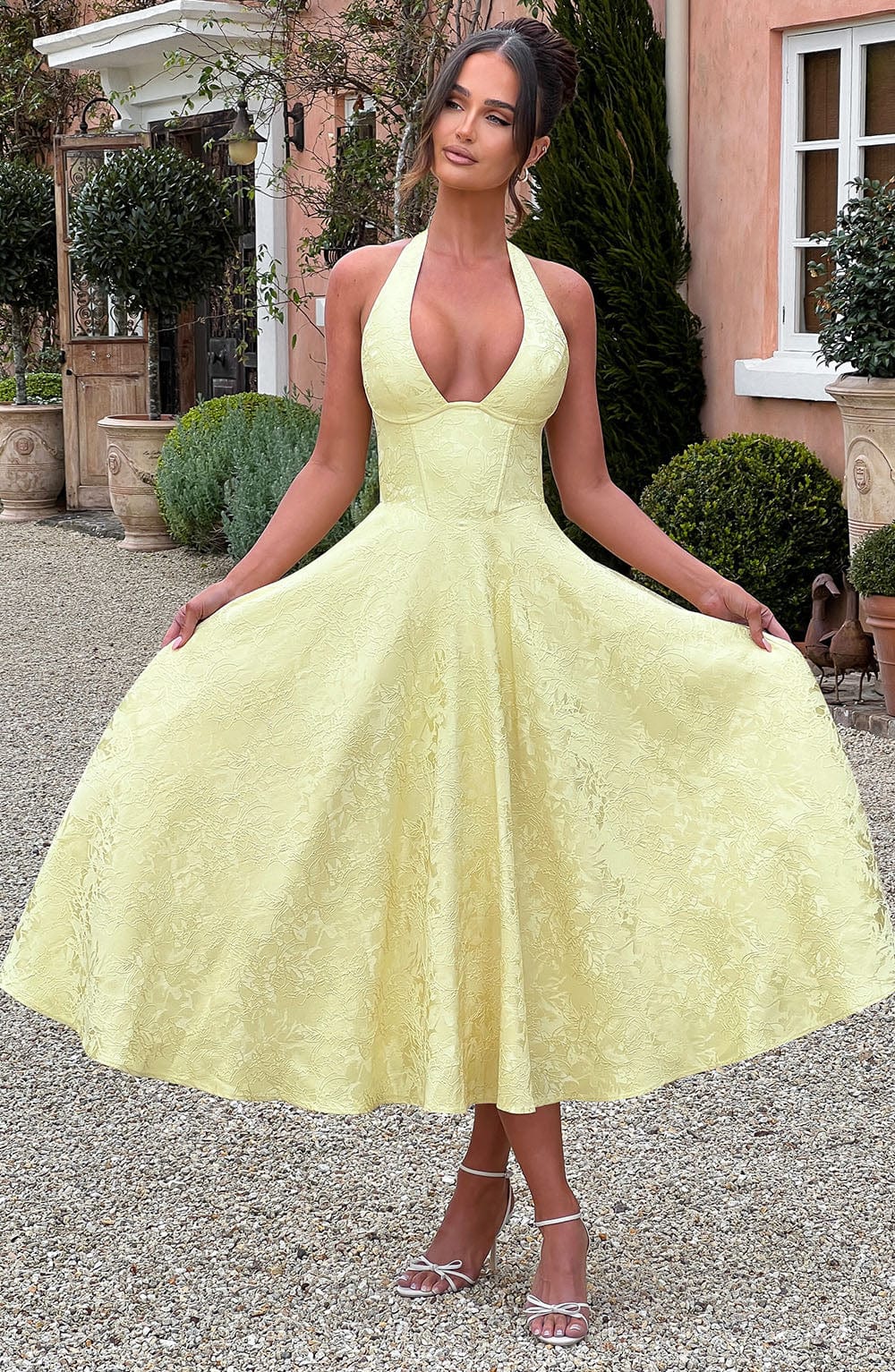 Myra - Fashionable Halter Neckline Midi Dress