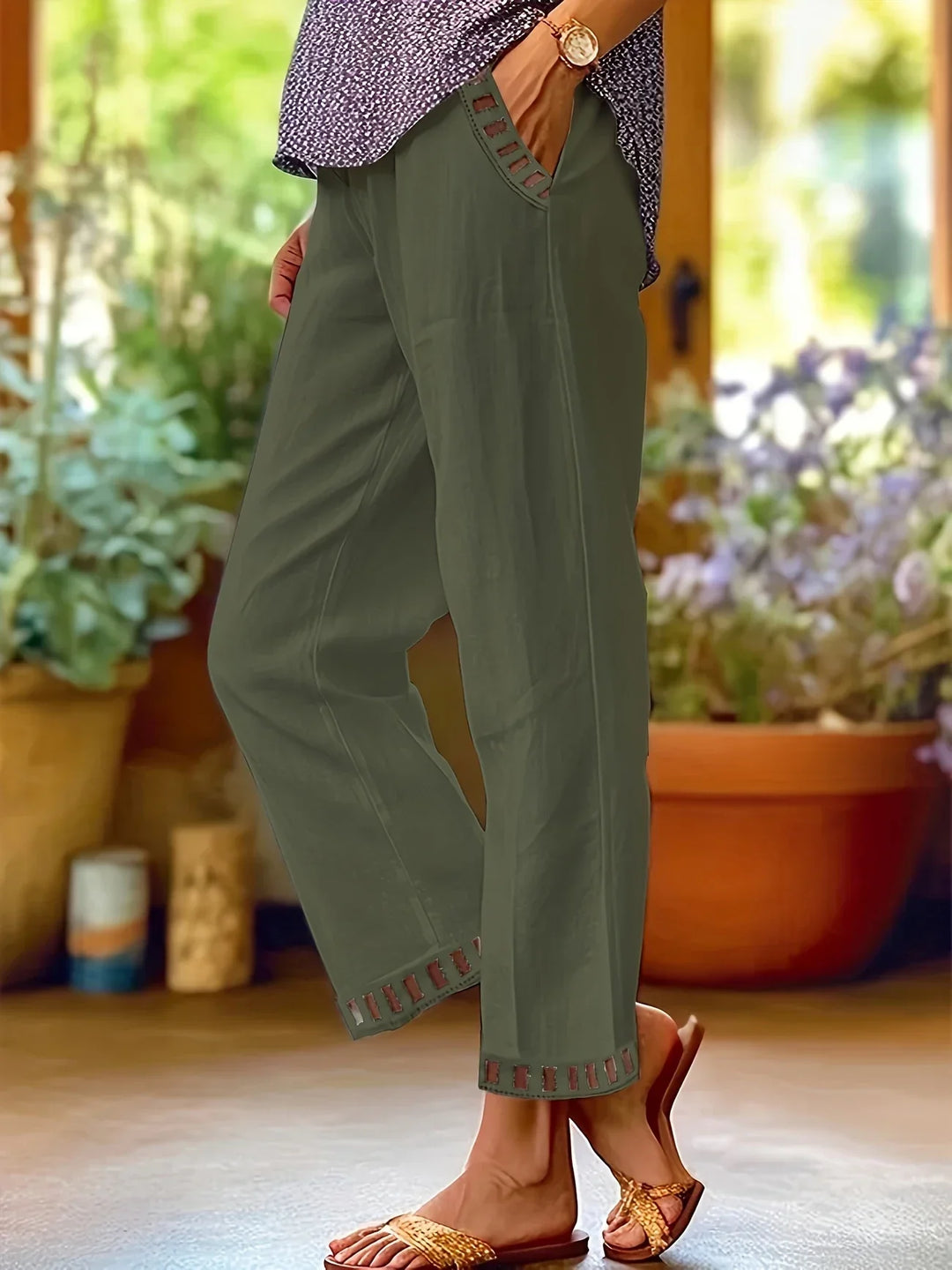 Tracey - Contrast Trim Cropped Pants